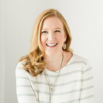Emily Racic headshot